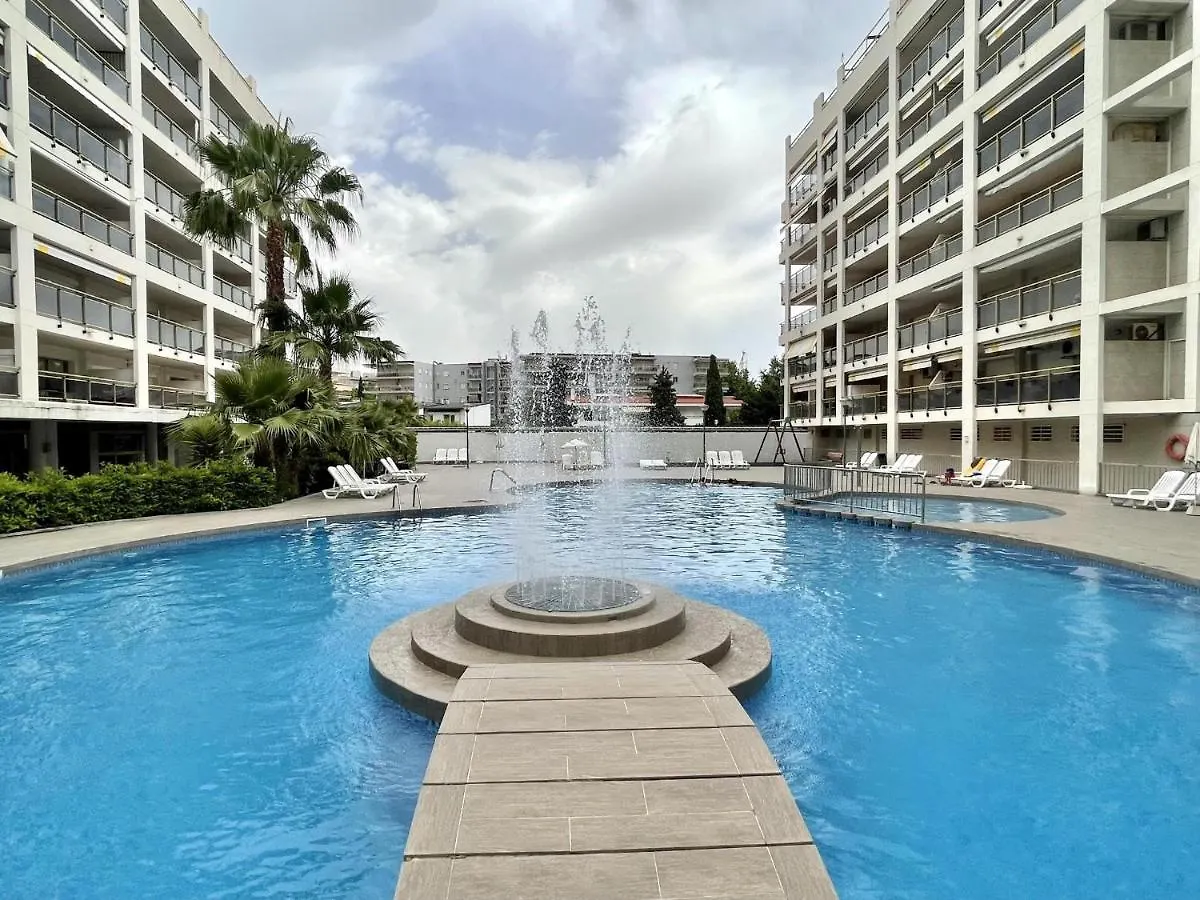 Apartbeach Michelangelo De Luxe Climatizado Y Junto Playa 08 Salou 0*,  Spain